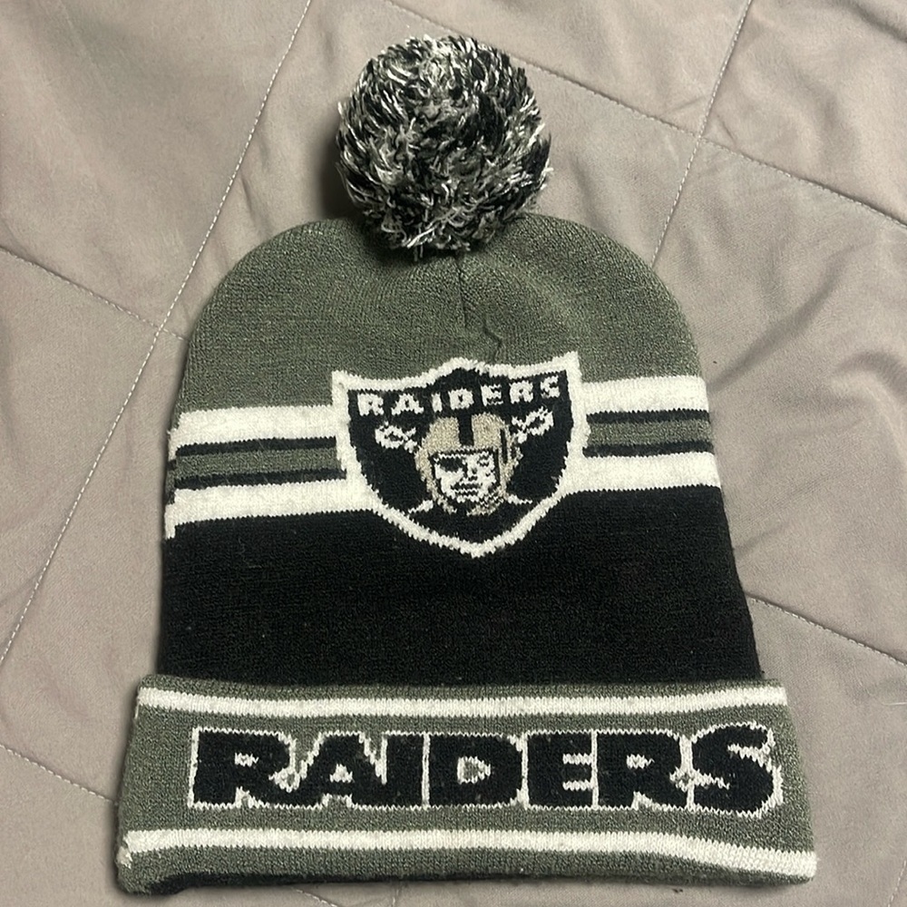 Las Vegas Raiders Black Gray White Winter Beanie Unisex